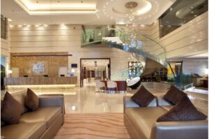 Holiday Inn Cochin Hotel| Hospitality Services | Travel And Tourism